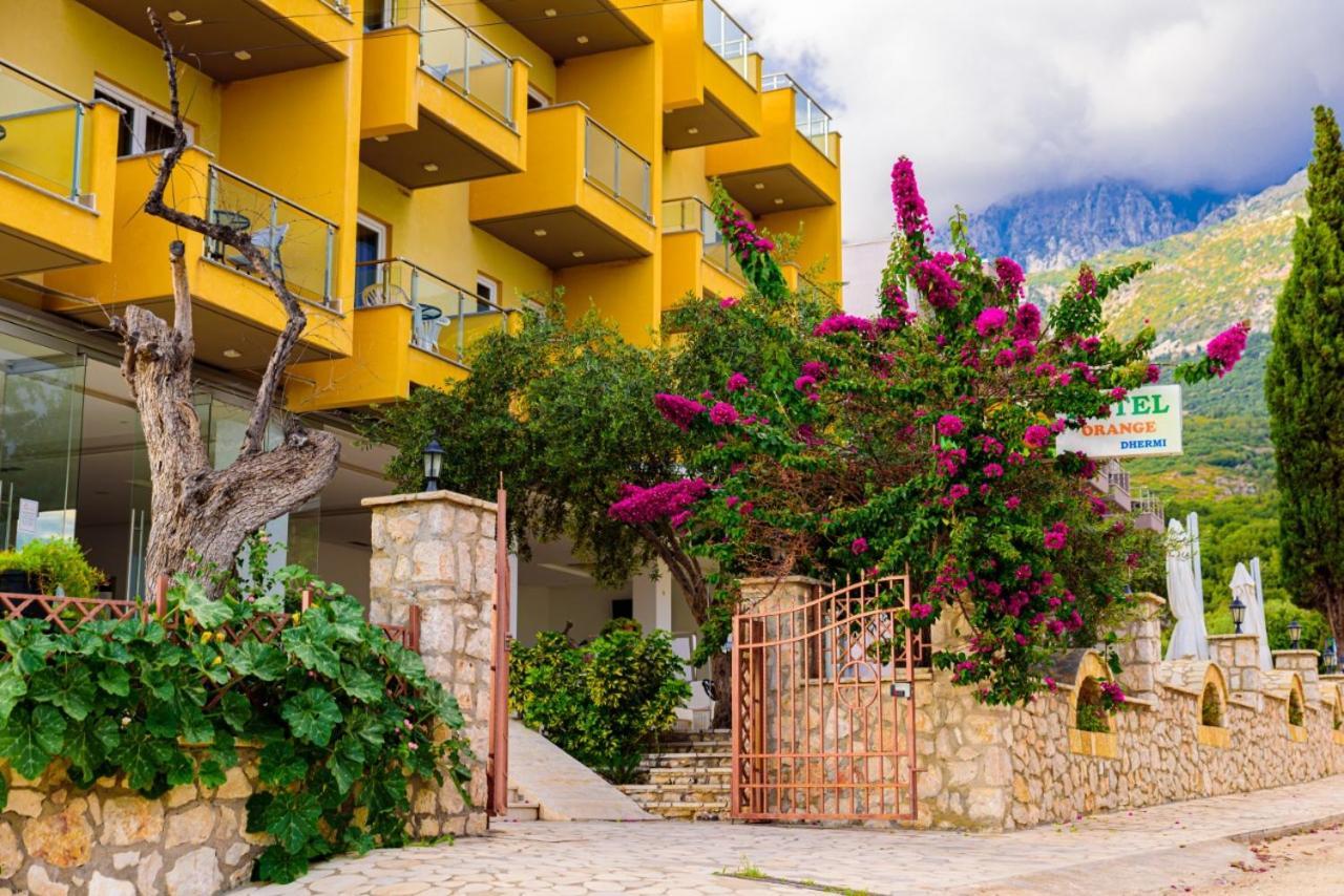 Hotel Orange Dhermi Bagian luar foto