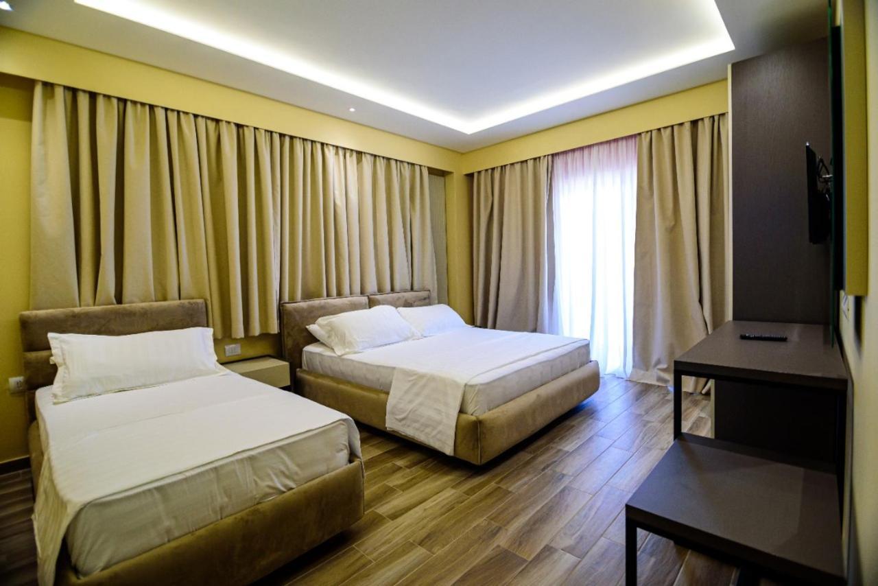 Hotel Orange Dhermi Bagian luar foto