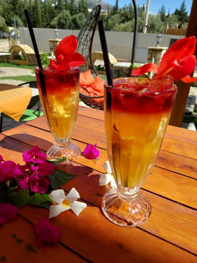 Hotel Orange Dhermi Bagian luar foto